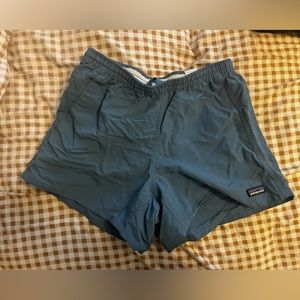 Women’s Patagonia 5” Inseam blue baggies shorts